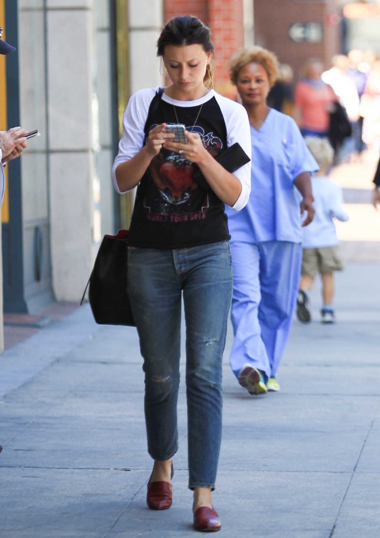 Aly Michalka Was Seen Out in Beverly Hills 09/06/2016-1