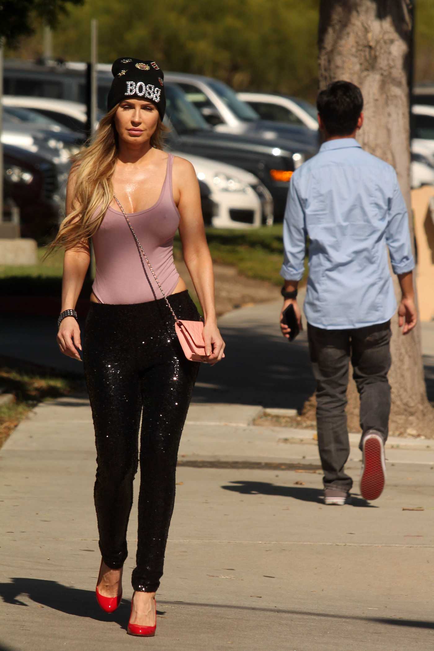 Ana Braga Was Seen Out in Calabasas 12/03/2017