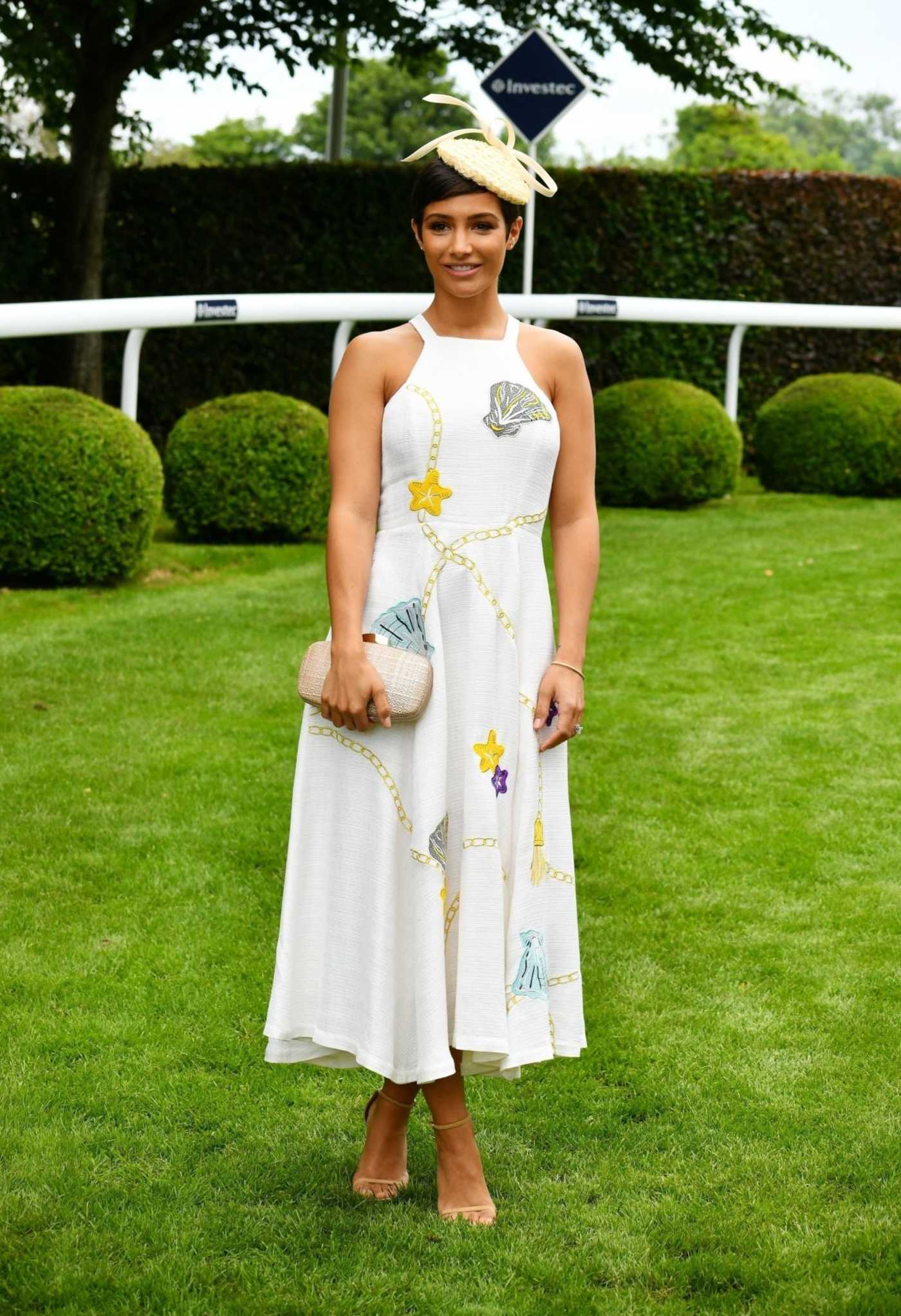Frankie Bridge at Investec Derby Festival at Epsom Downs Racecourse 06/02/2018
