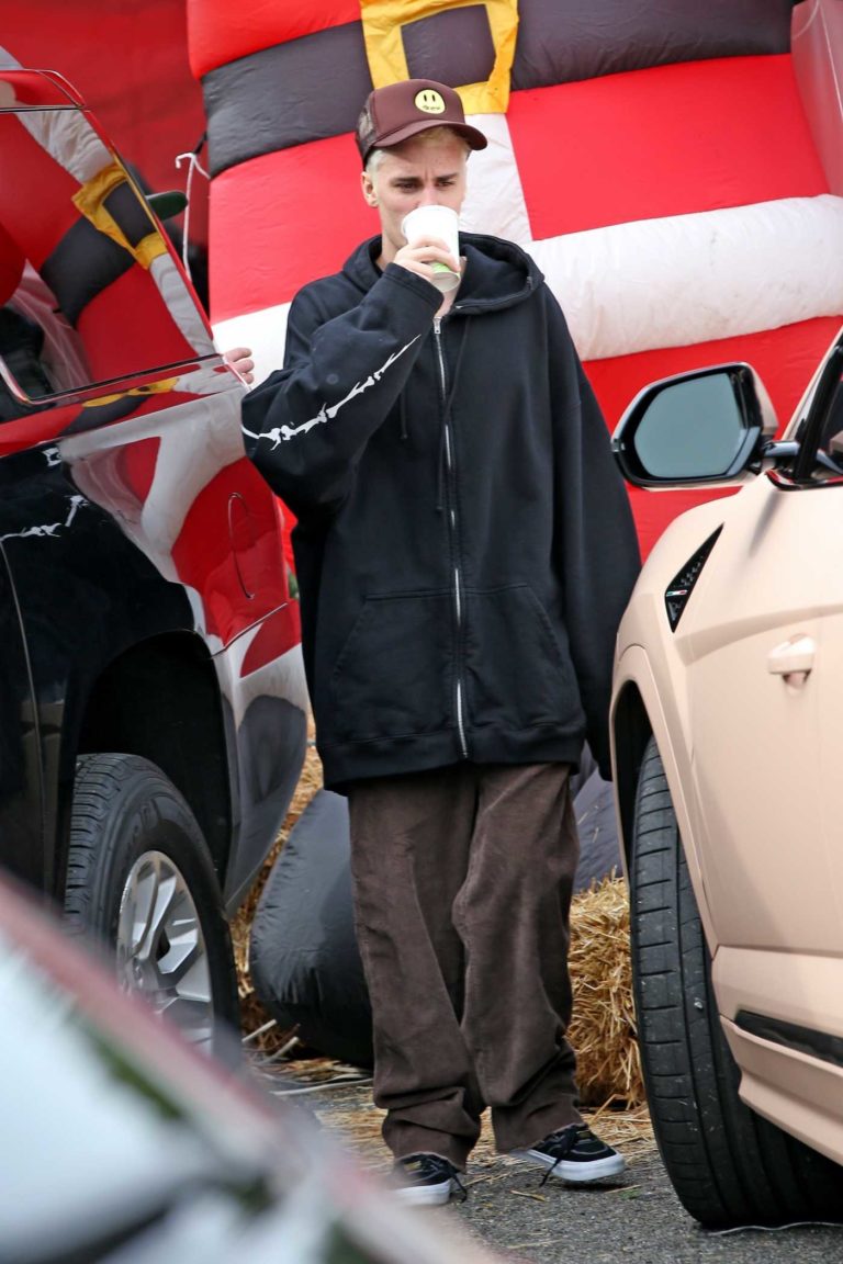 Justin Bieber in a Black Oversized Hoody