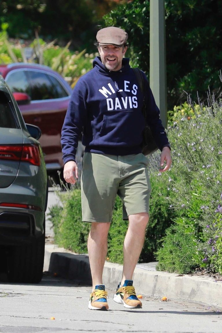 Jason Sudeikis in a Blue Hoody