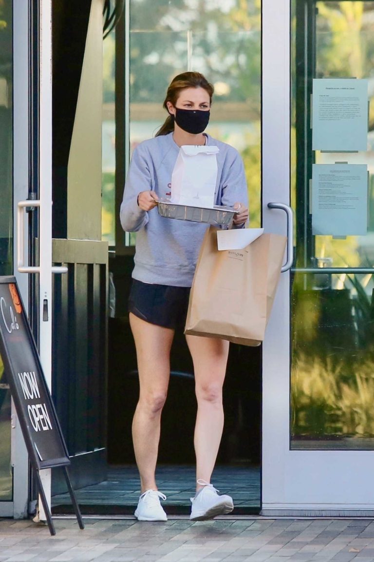 Erin Andrews in a Black Face Mask