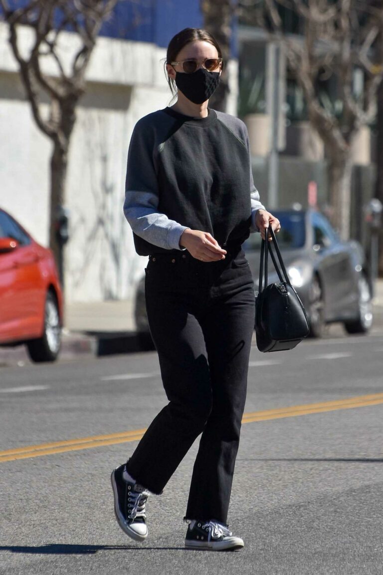 Rooney Mara in a Black Outfit
