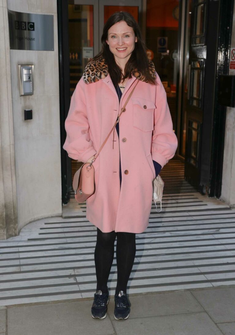 Sophie Ellis-Bextor in a Pink Coat