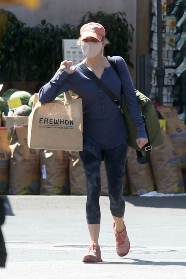Renee Zellweger in an Orange Cap
