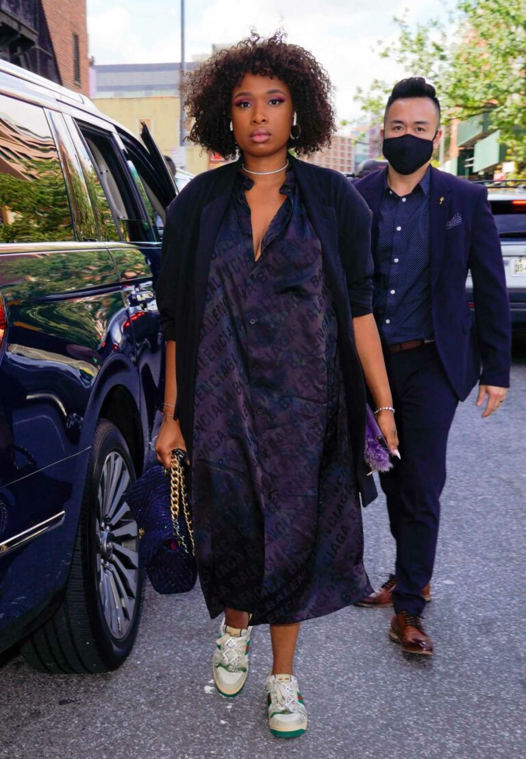 Jennifer Hudson in a Black Blazer