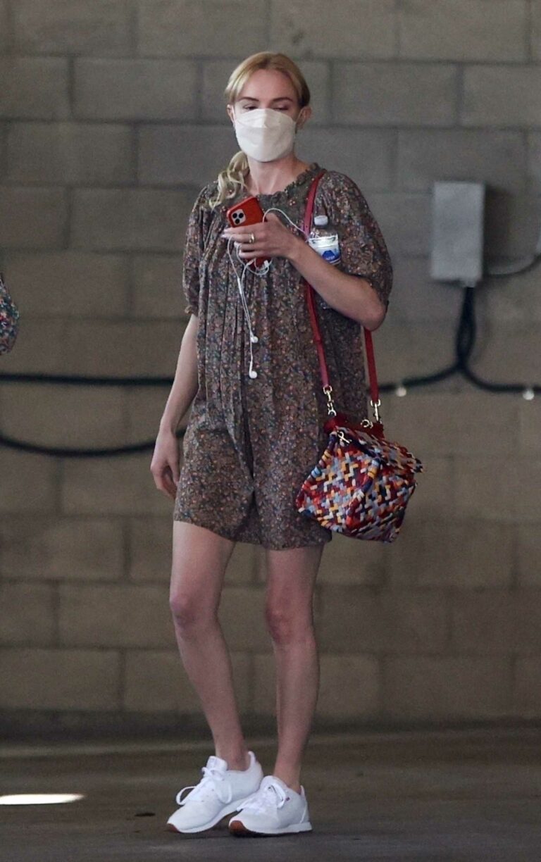 Kate Bosworth in a Protective Mask