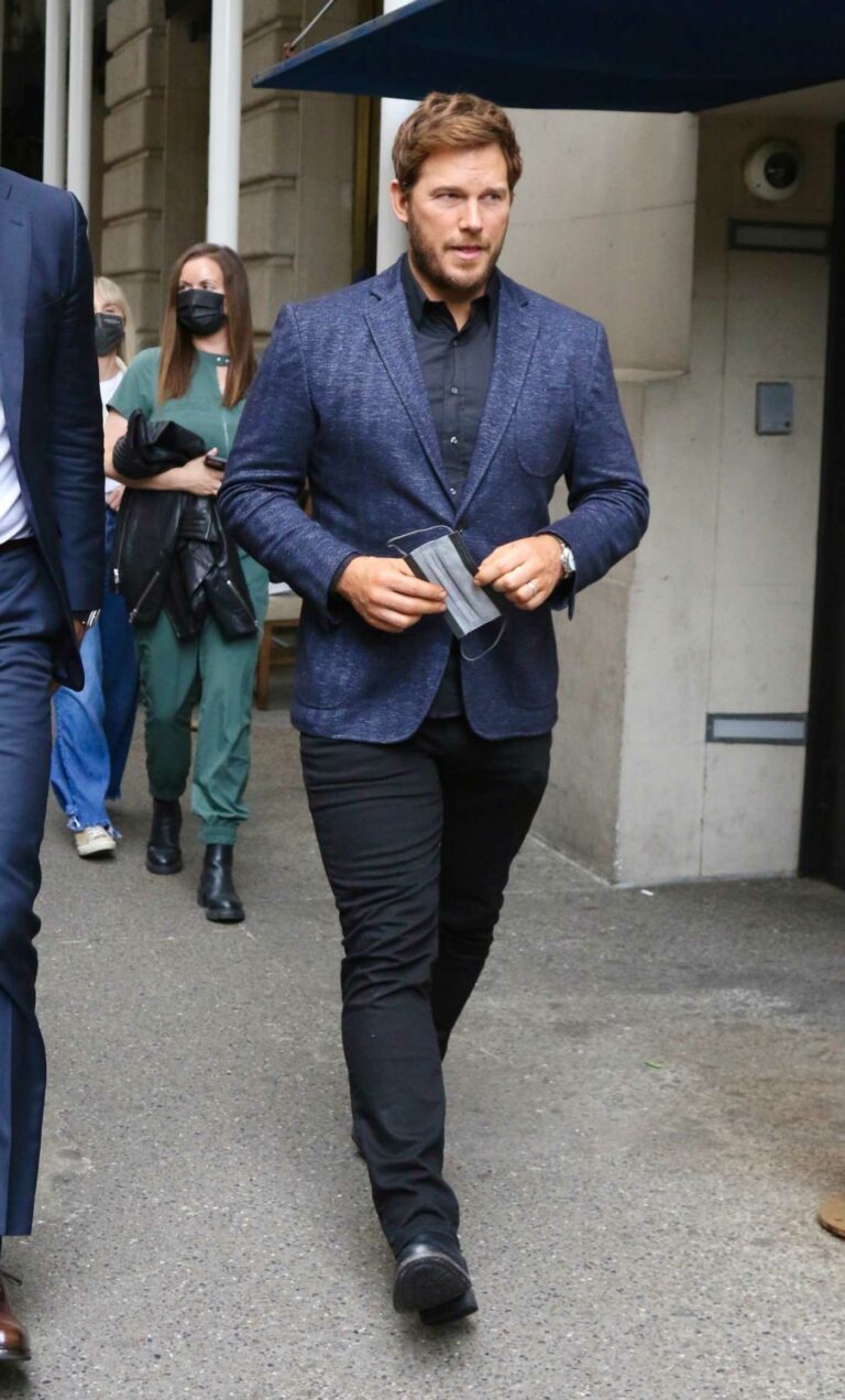 Chris Pratt in a Blue Blazer