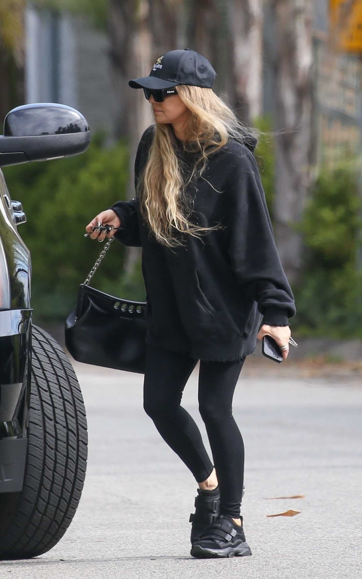 Fergie in a Black Hoodie Visits a Local Studio in Santa Monica 06/19/2023