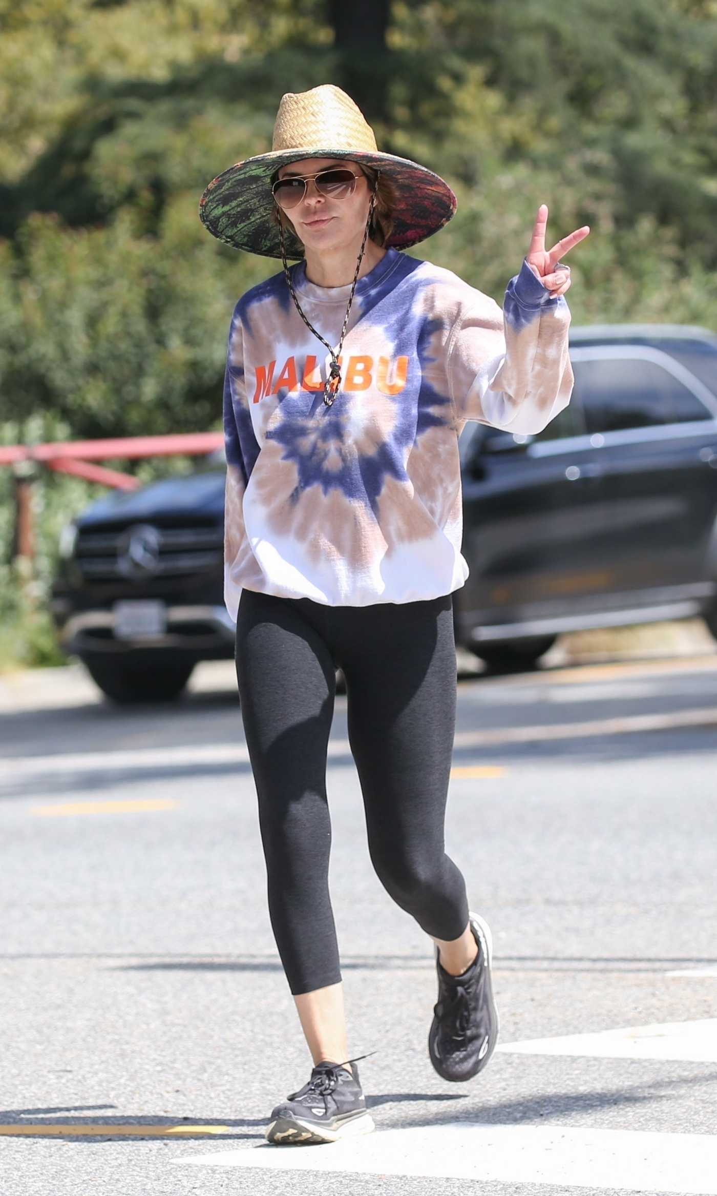 Lisa Rinna in a Straw Hat Was Seen Out in Marina Del Rey 03/29/2024
