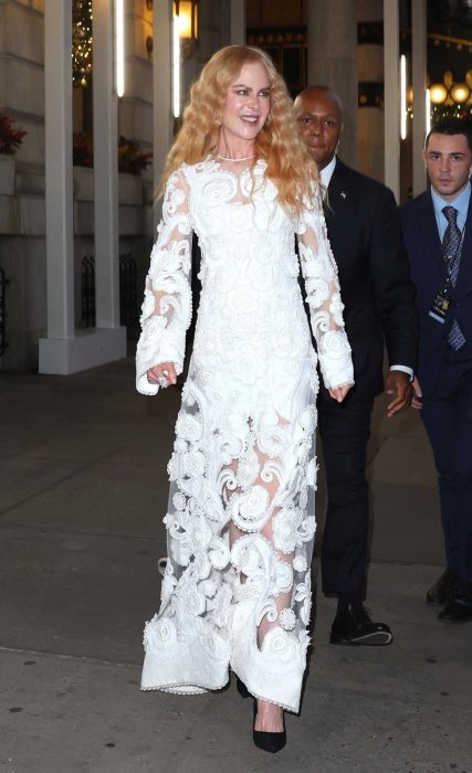 Nicole Kidman in a White Lace Dress