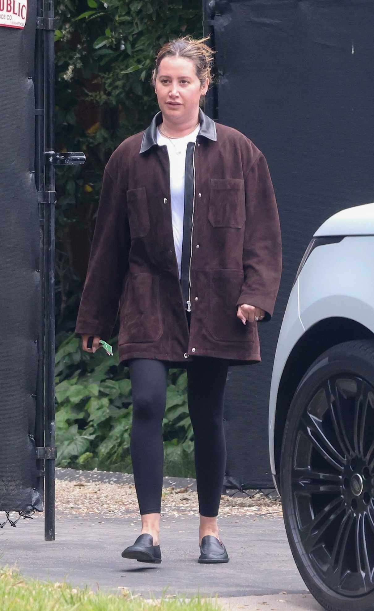 Ashley Tisdale in a Brown Jacket Was Seen Out in Studio City 04/15/2025