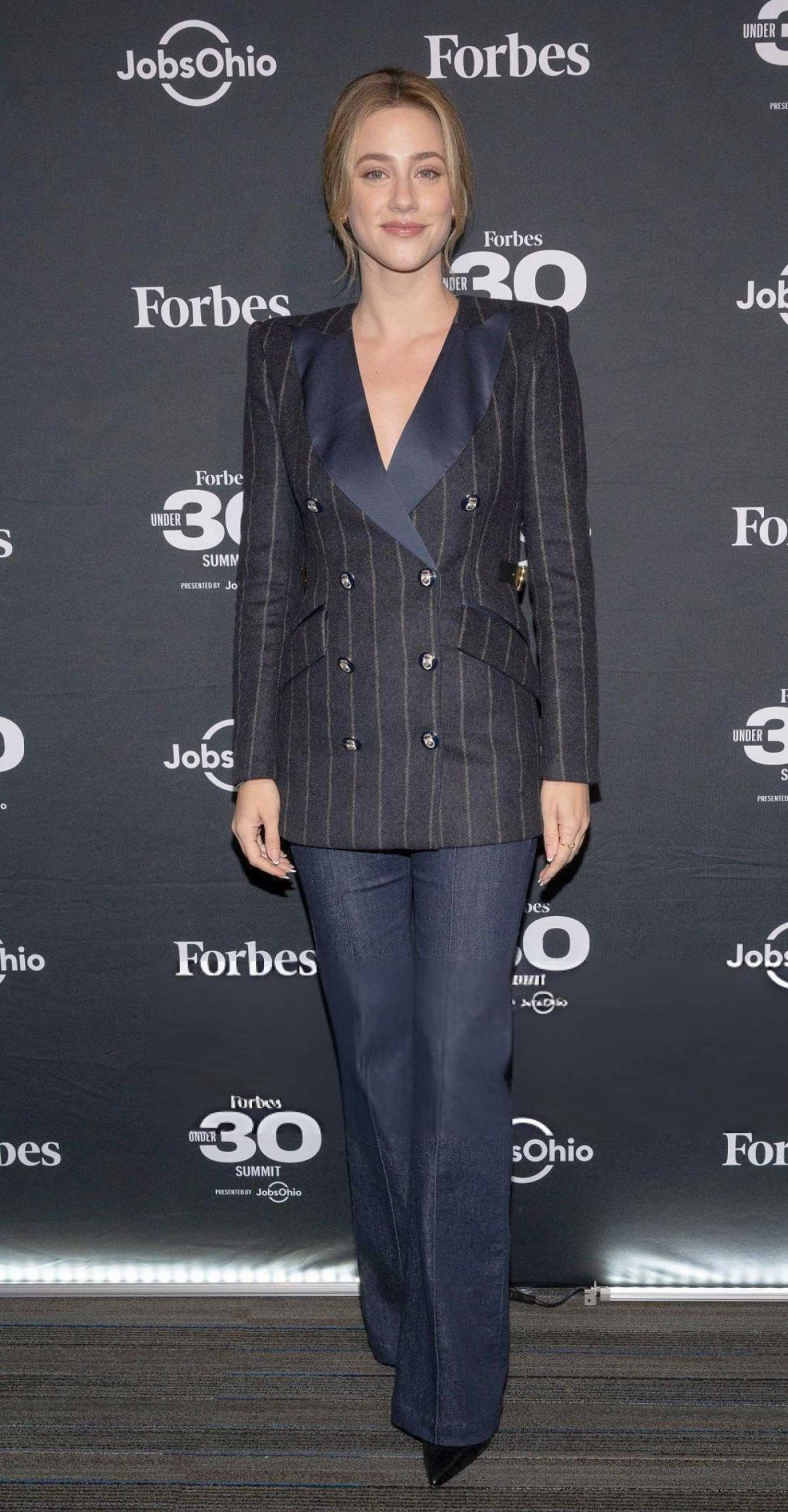 Lili Reinhart Attends 2025 Forbes Under 30 Summit at the Greater Columbus Convention Center in Columbus 09/30/2025