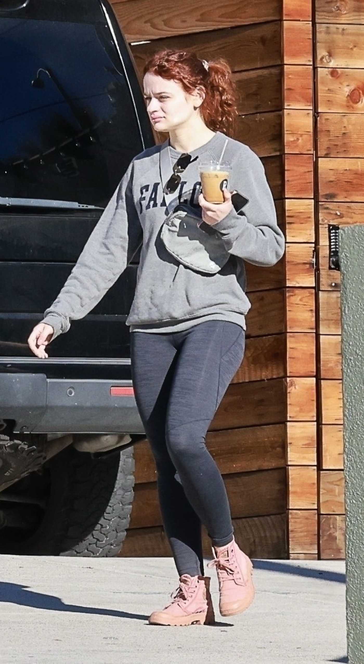 Joey King in a Grey Sweatshirt Was Seen Out with Jacob Elordi in Los Angeles 12/05/2025