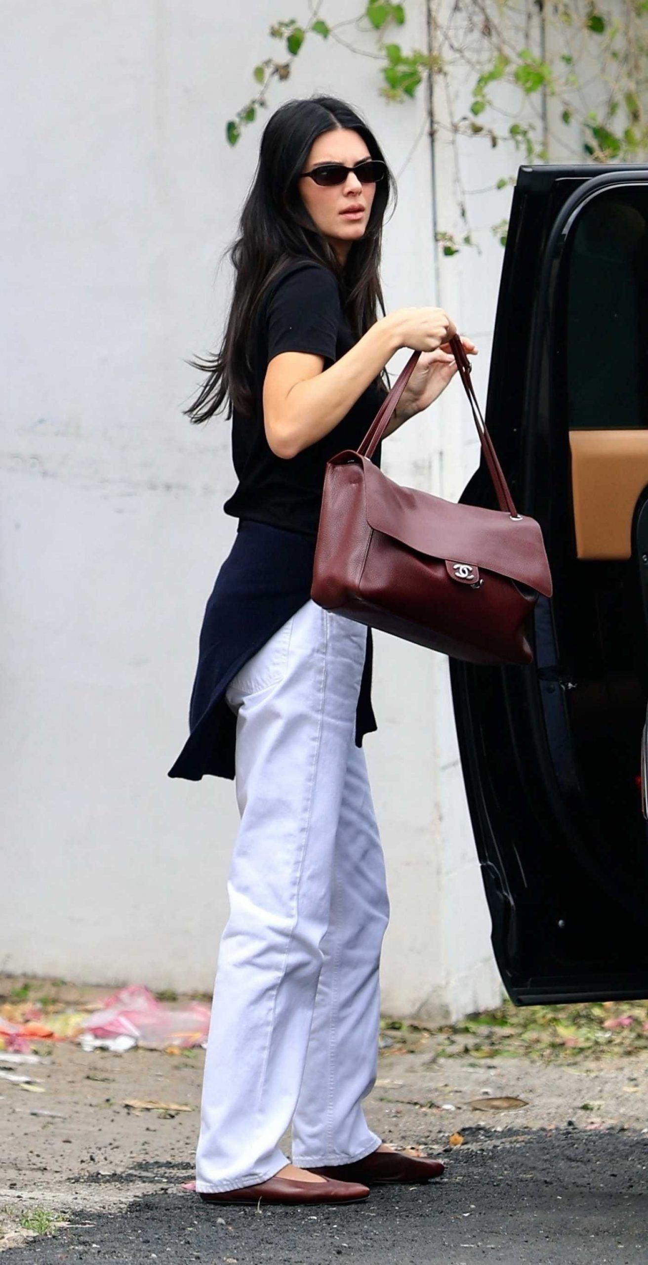 Kendall Jenner in a White Jeans Was Seen Out in West Hollywood 05/14/2026