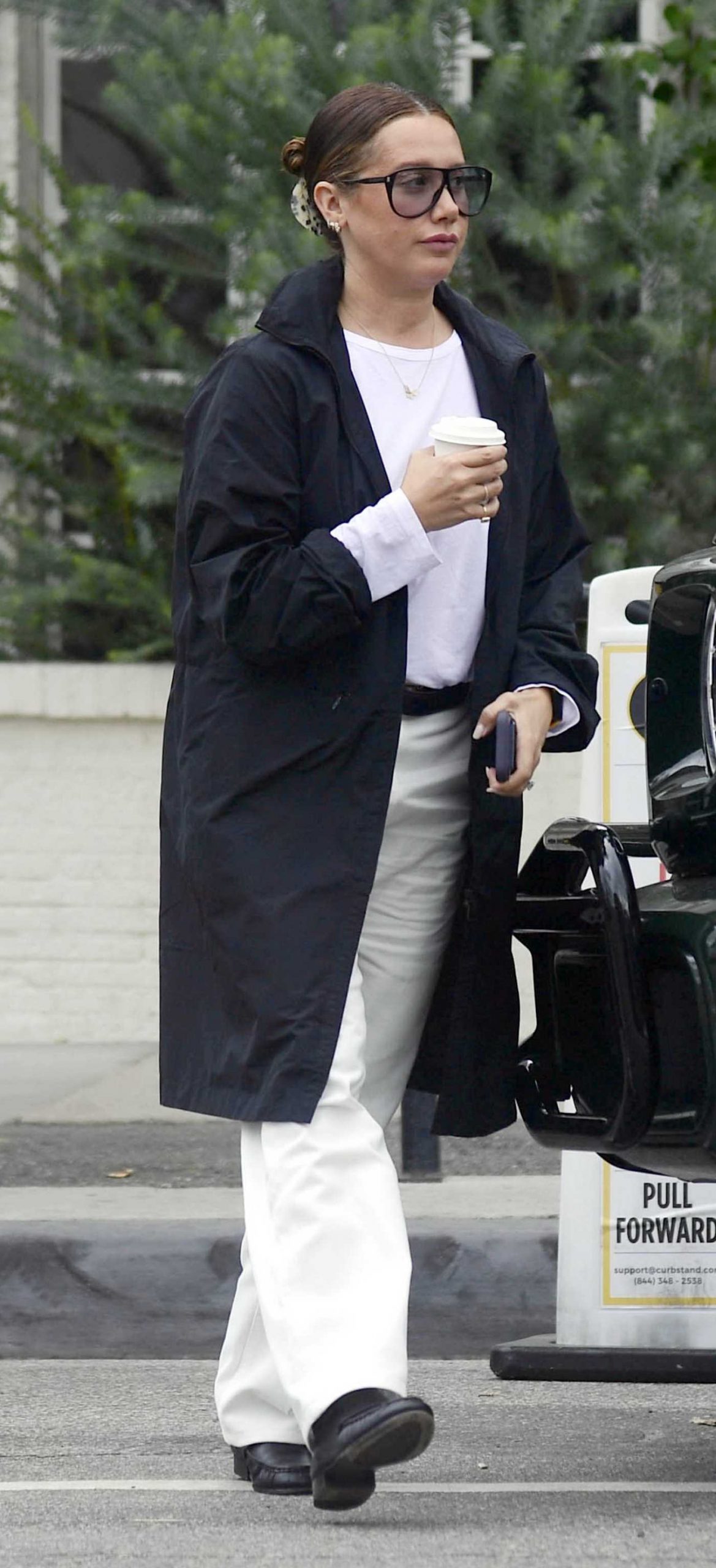 Ashley Tisdale in a White Pants Out to Lunch in Los Angeles 10/12/2026
