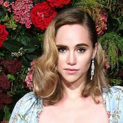 Suki Waterhouse