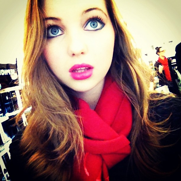 Stella Hudgens New Twitter Instagram pics-1